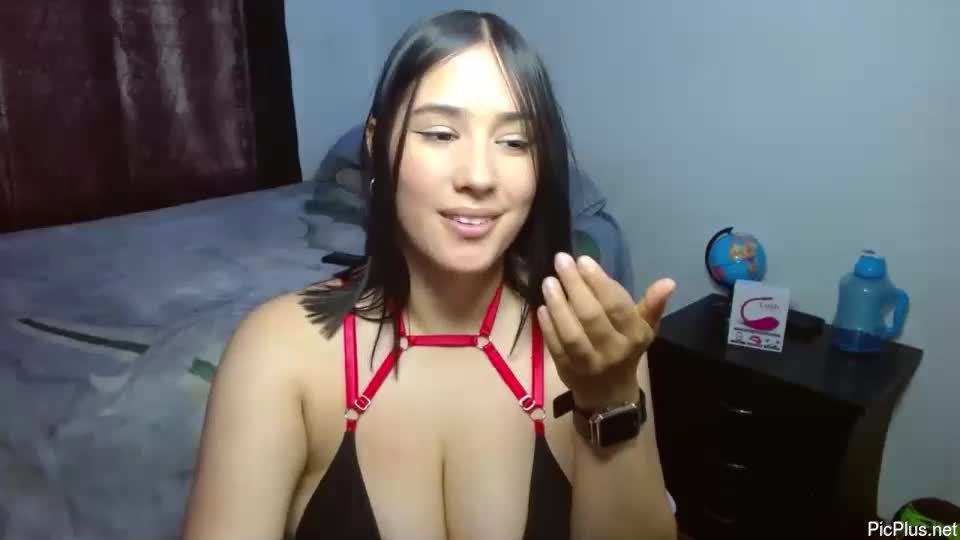 Naomi_d