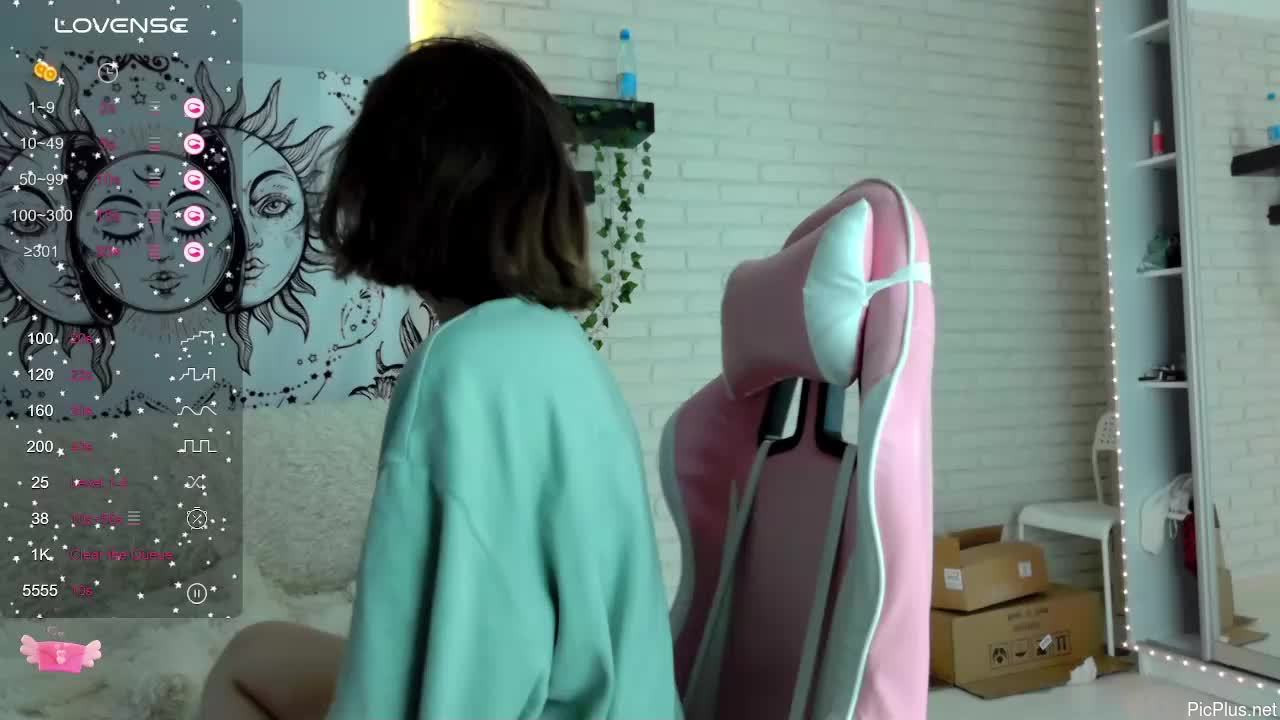 Manicpixxxiedreamgirl