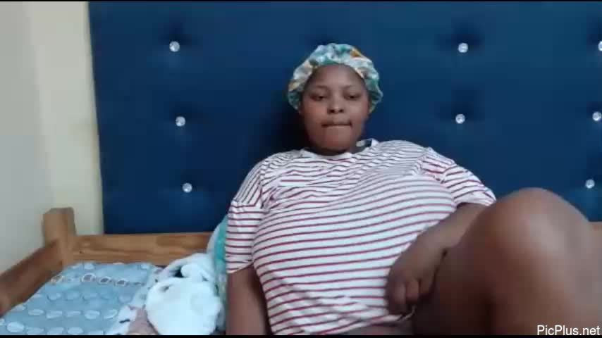 Bustymiaxx