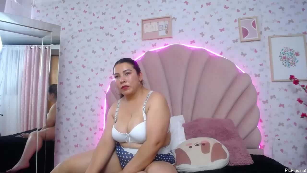 Roxxy_brownn