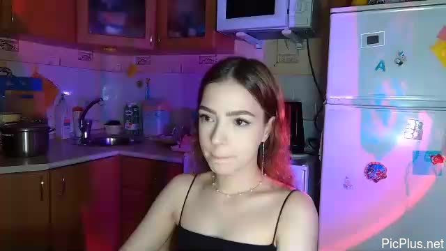 Molyplays