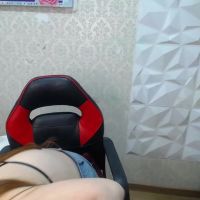 Layna_cold