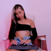 Alexa__x