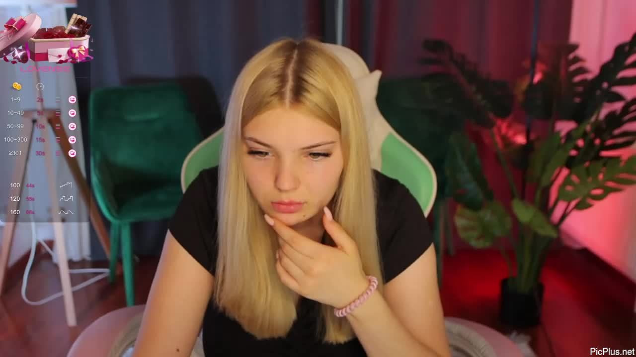 Maddy_crystal