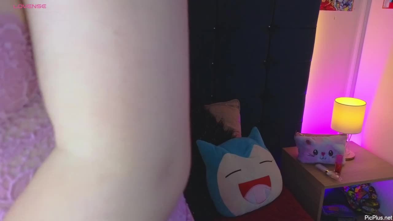 Mia_leonee