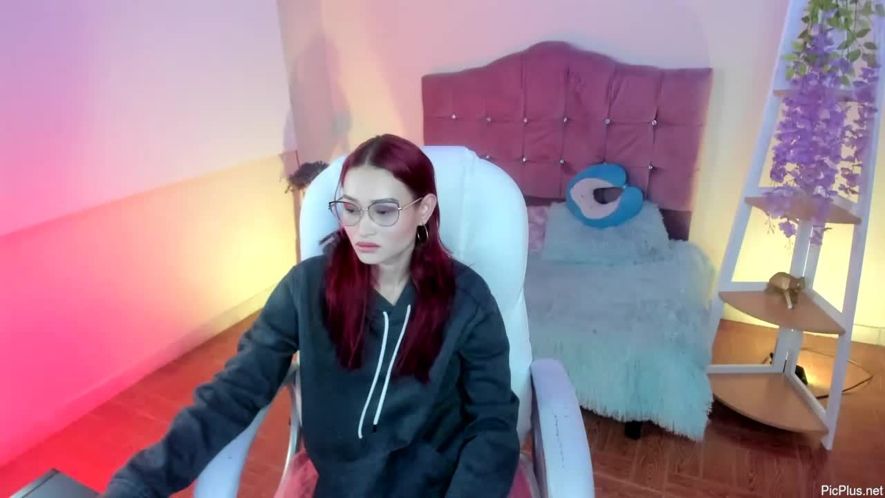 Naomy_hot777