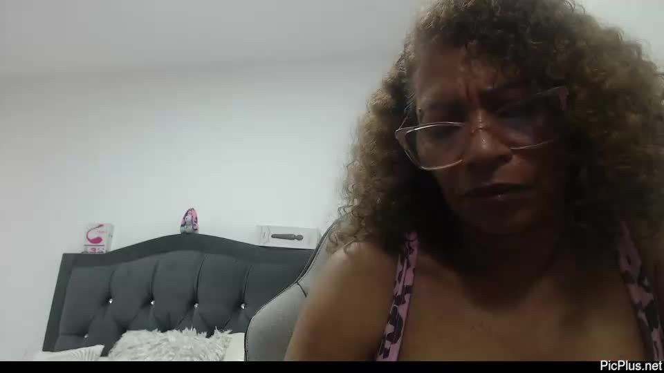 Smilet_milf