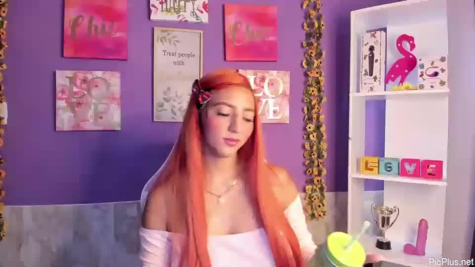 Julietacollins_