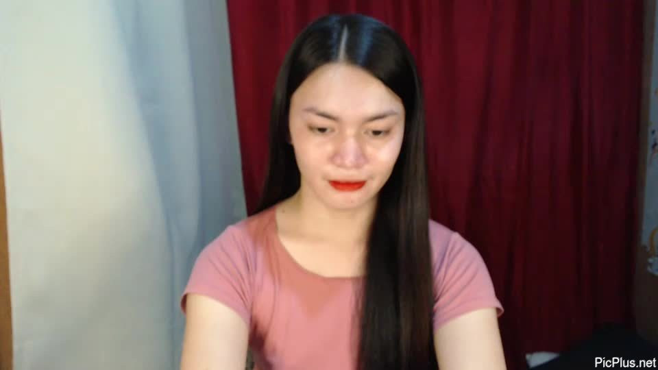 Urhottiest_katey
