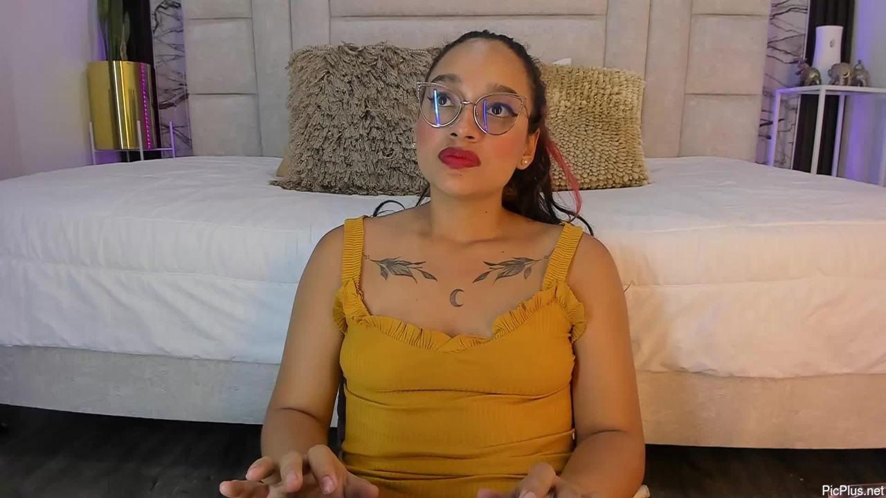 Emily_foxyy