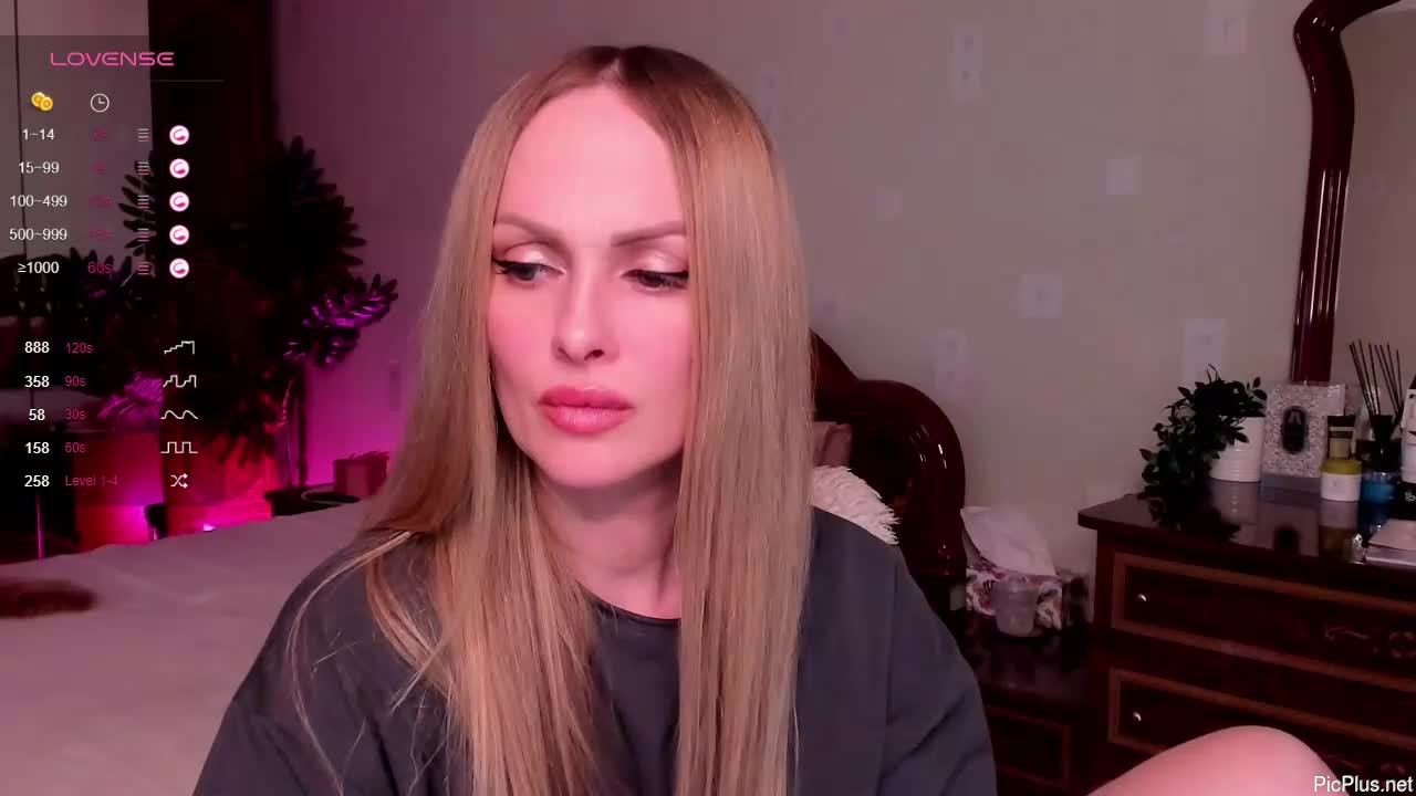 Libby_nora