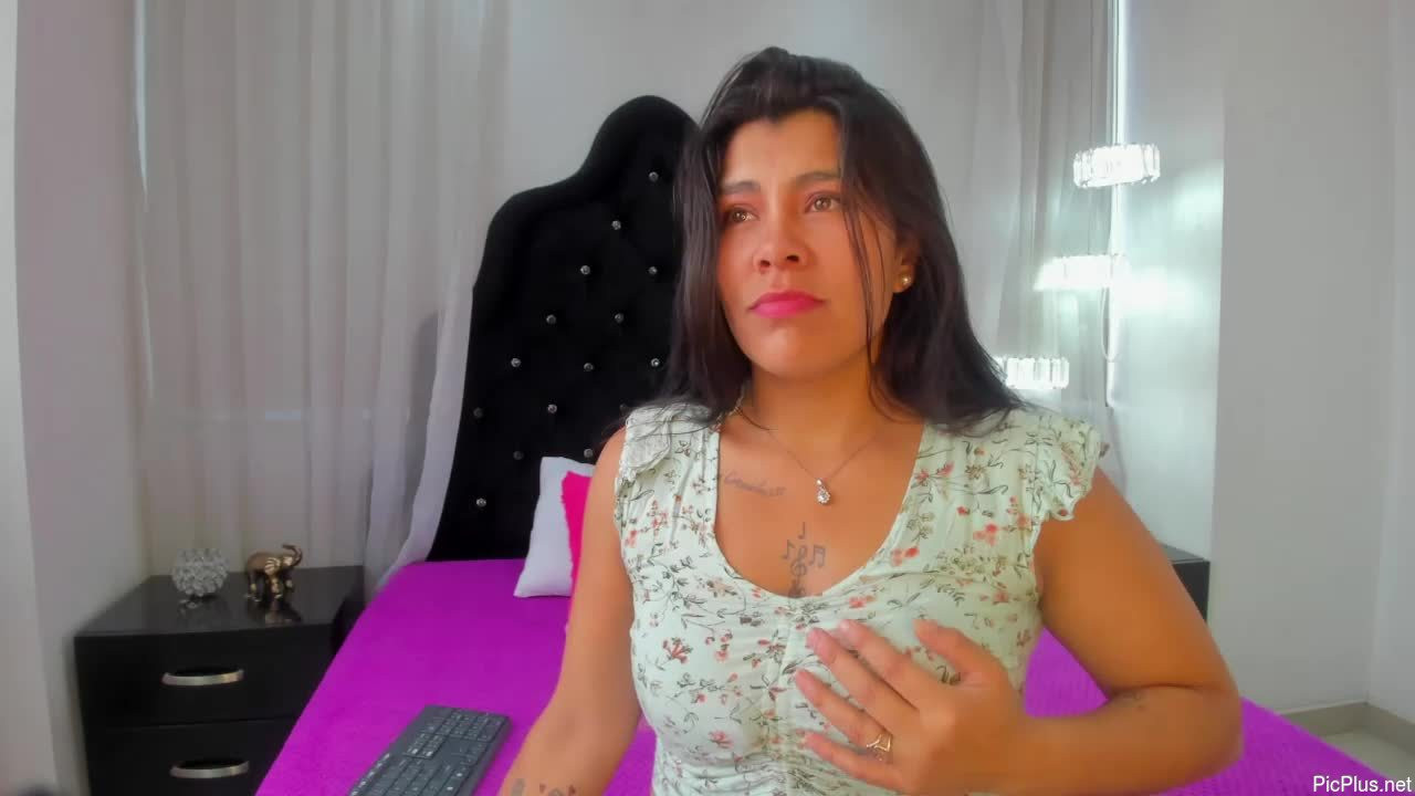 Emilycooperr1