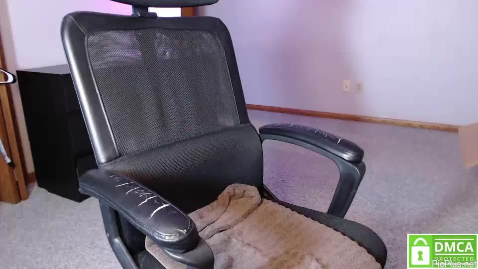 Pretty_pussy_xxx